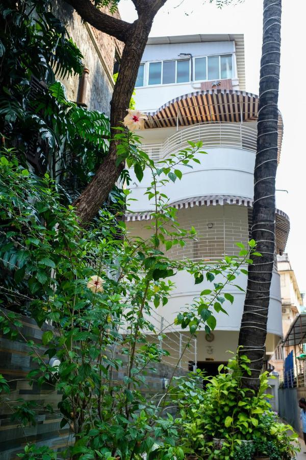 Regent Vatika Hotel Calcutta Exterior foto
